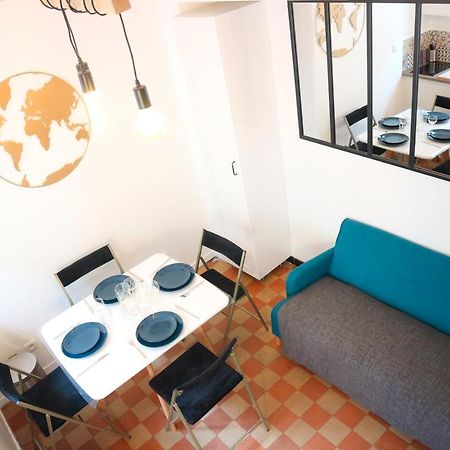 La Petite Maison Des Halles Lägenhet Tours Exteriör bild